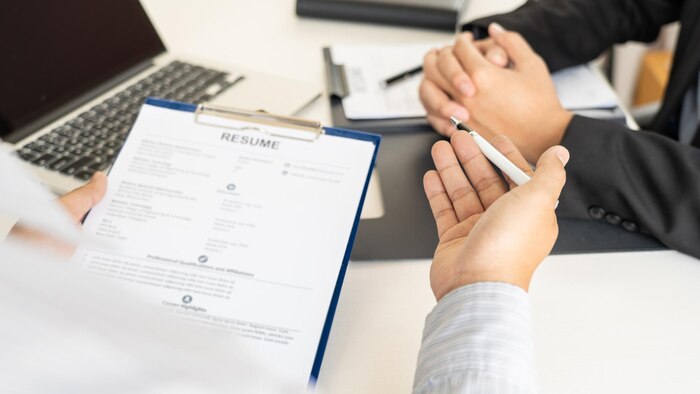 التخصصات المتاحة للاستقدام من الفلبين.jpg